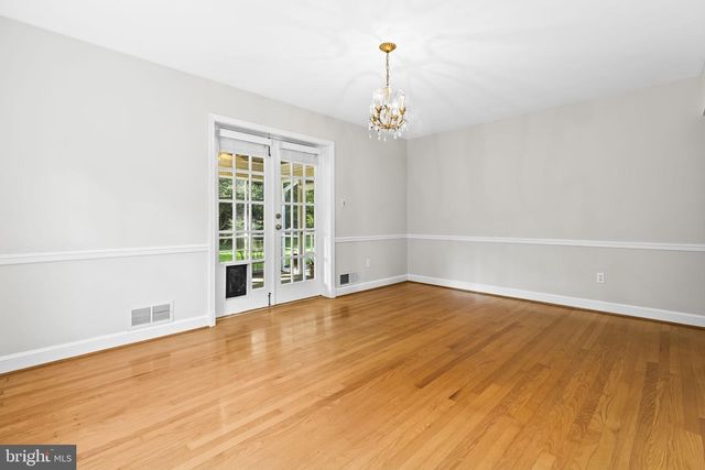 3548 N VALLEY ST, Arlington, VA 22207