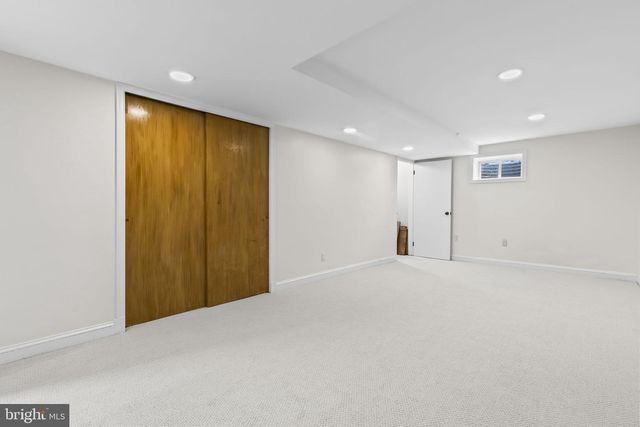 3548 N VALLEY ST, Arlington, VA 22207