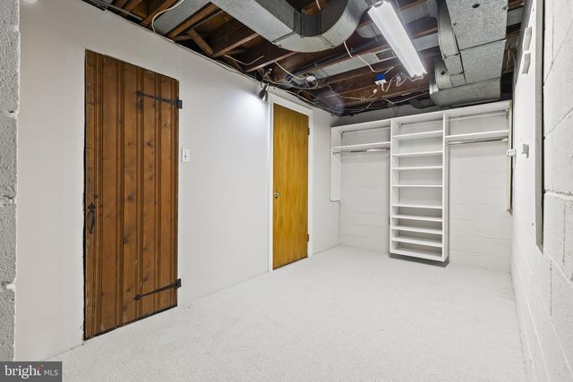 3548 N VALLEY ST, Arlington, VA 22207