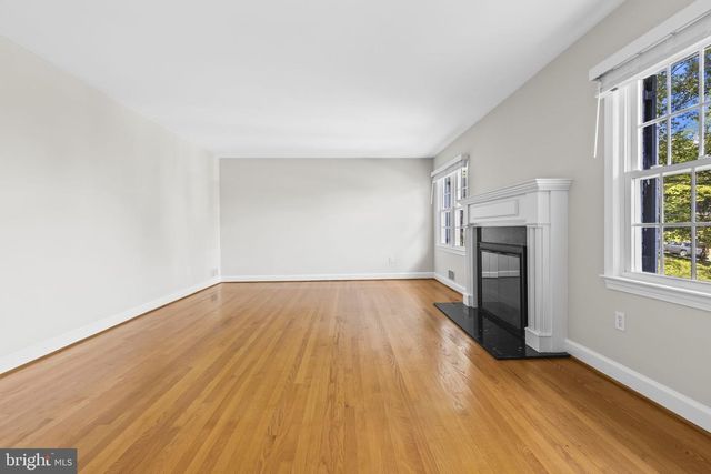 3548 N VALLEY ST, Arlington, VA 22207