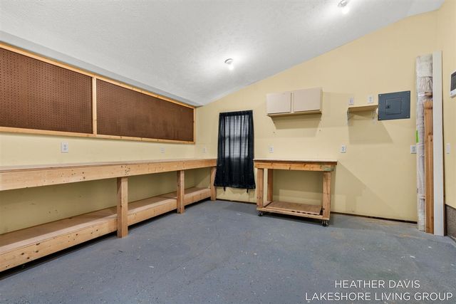 2534 William Avenue, Holland, MI 49424