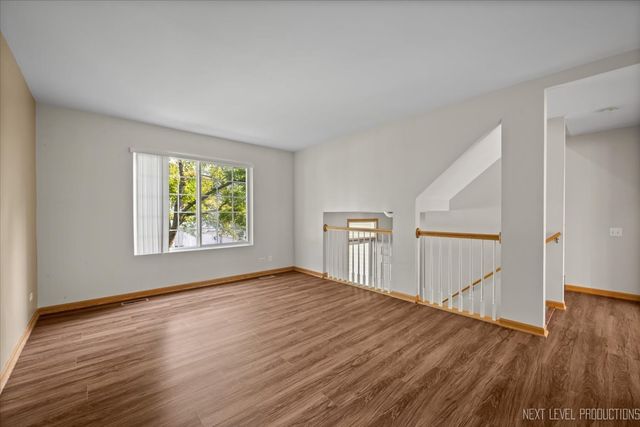 1916 Middlebury Drive 1916, Aurora, IL 60503