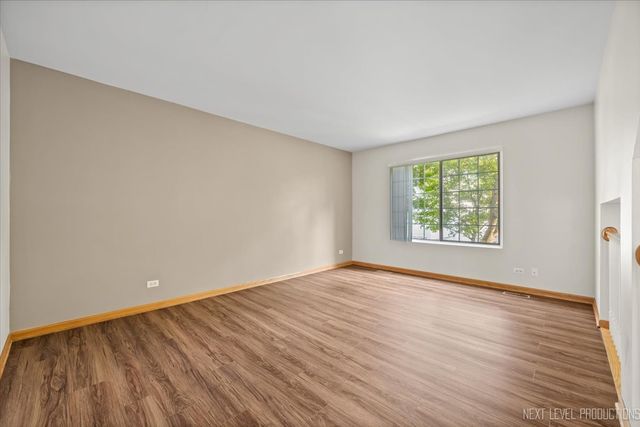 1916 Middlebury Drive 1916, Aurora, IL 60503