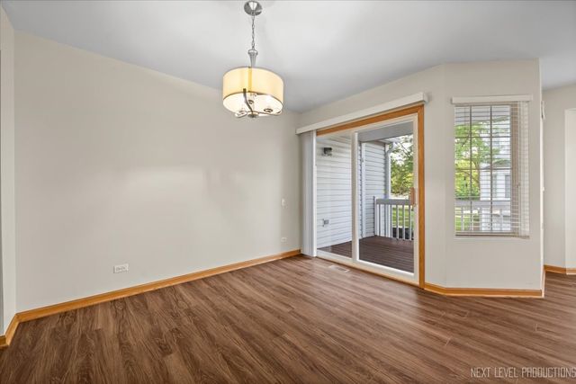 1916 Middlebury Drive 1916, Aurora, IL 60503