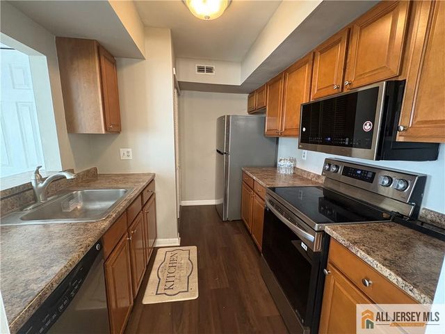 904 Gregorys Way 904, Voorhees, NJ 08043