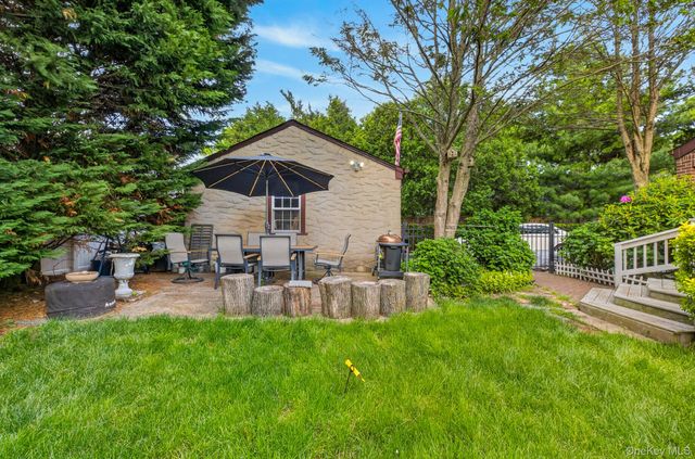 66 Walter Avenue, Hicksville, NY 11801