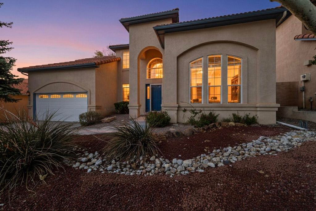 11829 Caribou Avenue NE, Albuquerque, NM 87111