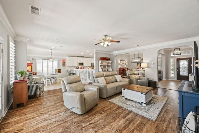 12226 Fall River Pass Lane, Humble, TX 77346