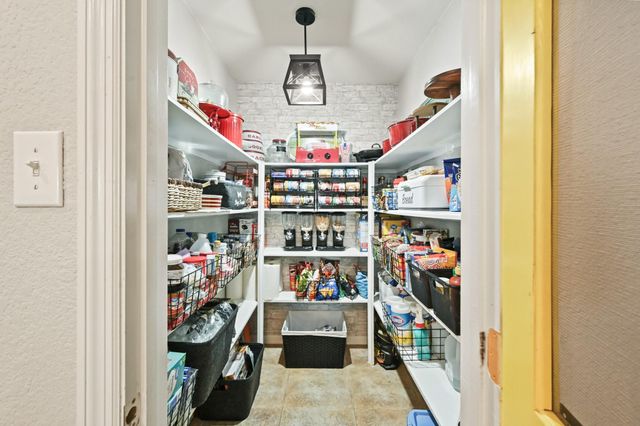 12226 Fall River Pass Lane, Humble, TX 77346