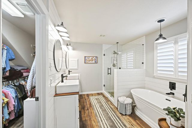 12226 Fall River Pass Lane, Humble, TX 77346