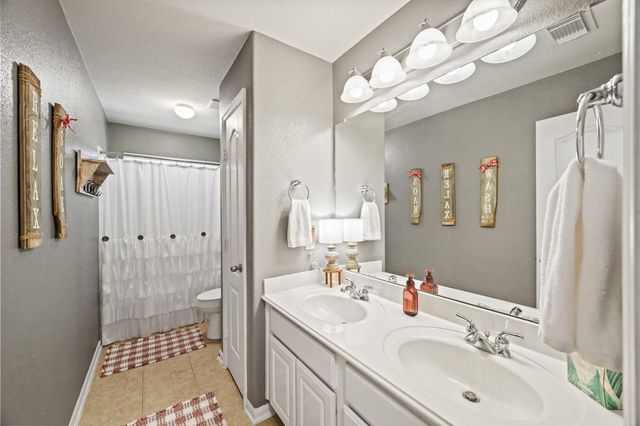 12226 Fall River Pass Lane, Humble, TX 77346