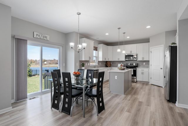 7393 McQueen Drive NW, Pickerington, OH 43147