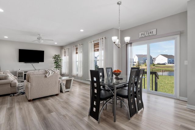 7393 McQueen Drive NW, Pickerington, OH 43147