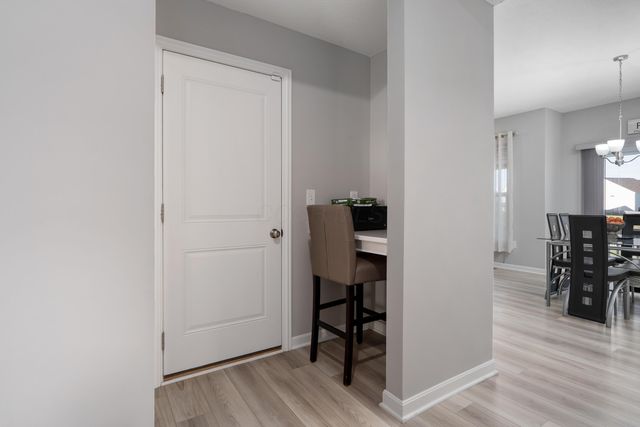 7393 McQueen Drive NW, Pickerington, OH 43147