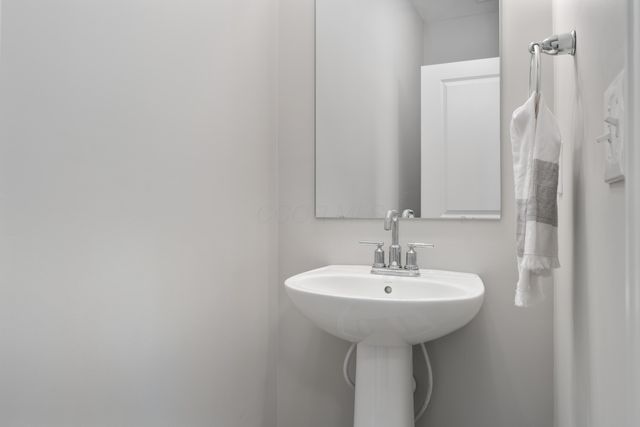 7393 McQueen Drive NW, Pickerington, OH 43147