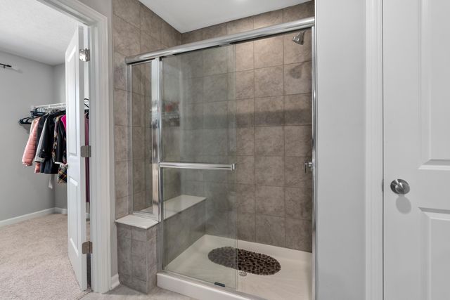 7393 McQueen Drive NW, Pickerington, OH 43147