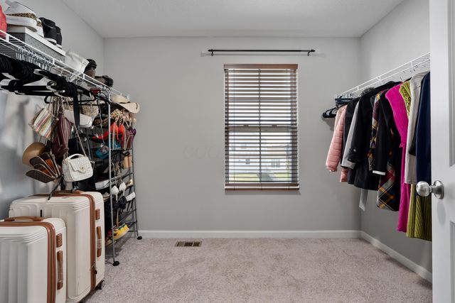 7393 McQueen Drive NW, Pickerington, OH 43147