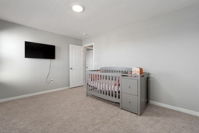 7393 McQueen Drive NW, Pickerington, OH 43147