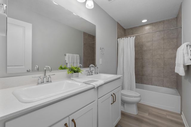 7393 McQueen Drive NW, Pickerington, OH 43147