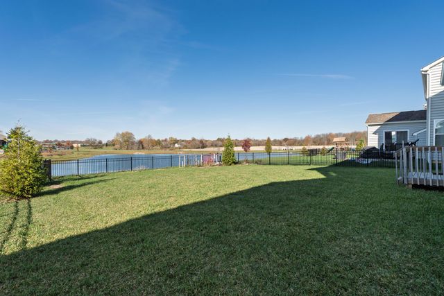 7393 McQueen Drive NW, Pickerington, OH 43147