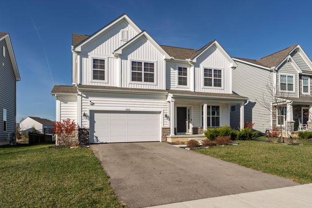 7393 McQueen Drive NW, Pickerington, OH 43147