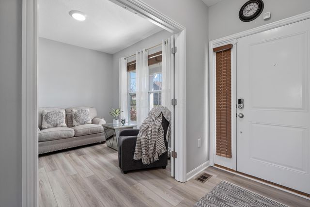 7393 McQueen Drive NW, Pickerington, OH 43147