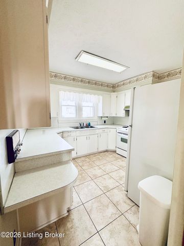 904 Brandenburg Rd, Leitchfield, KY 42754