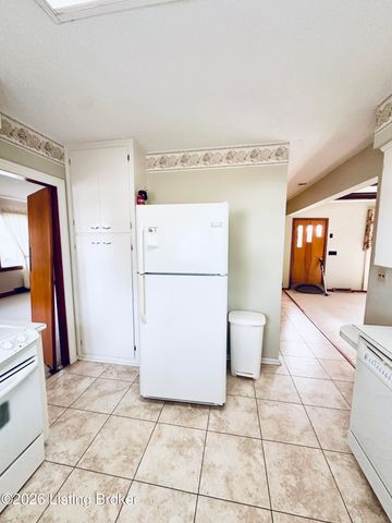 904 Brandenburg Rd, Leitchfield, KY 42754