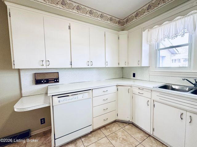 904 Brandenburg Rd, Leitchfield, KY 42754