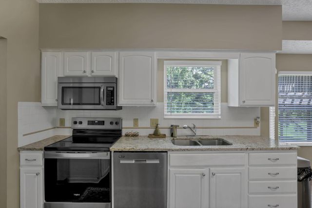 6050 Tuswell Drive, Dublin, OH 43016