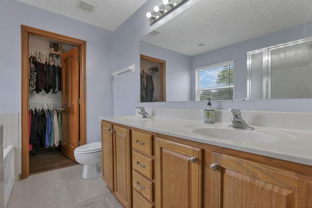 6050 Tuswell Drive, Dublin, OH 43016