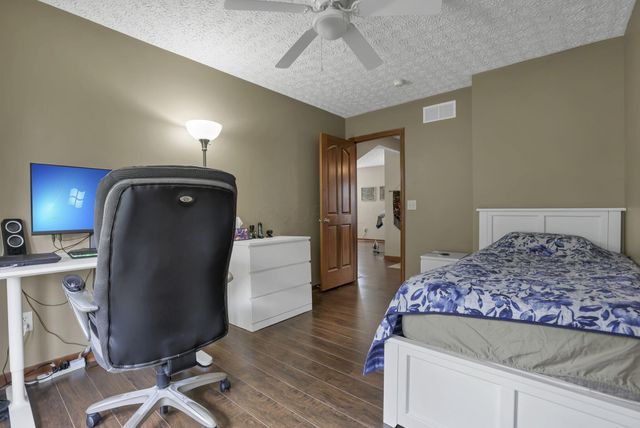 6050 Tuswell Drive, Dublin, OH 43016