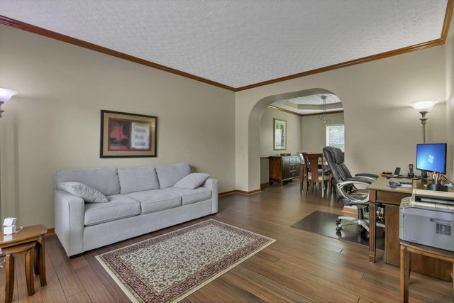 6050 Tuswell Drive, Dublin, OH 43016