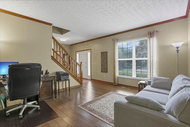 6050 Tuswell Drive, Dublin, OH 43016
