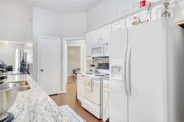 1003 Orchid Street, College Station, TX 77845