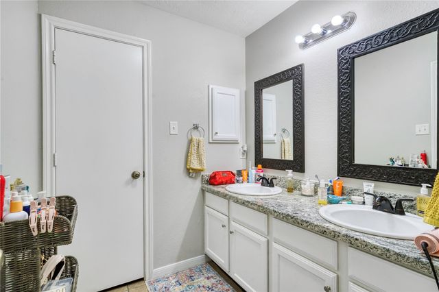 1003 Orchid Street, College Station, TX 77845