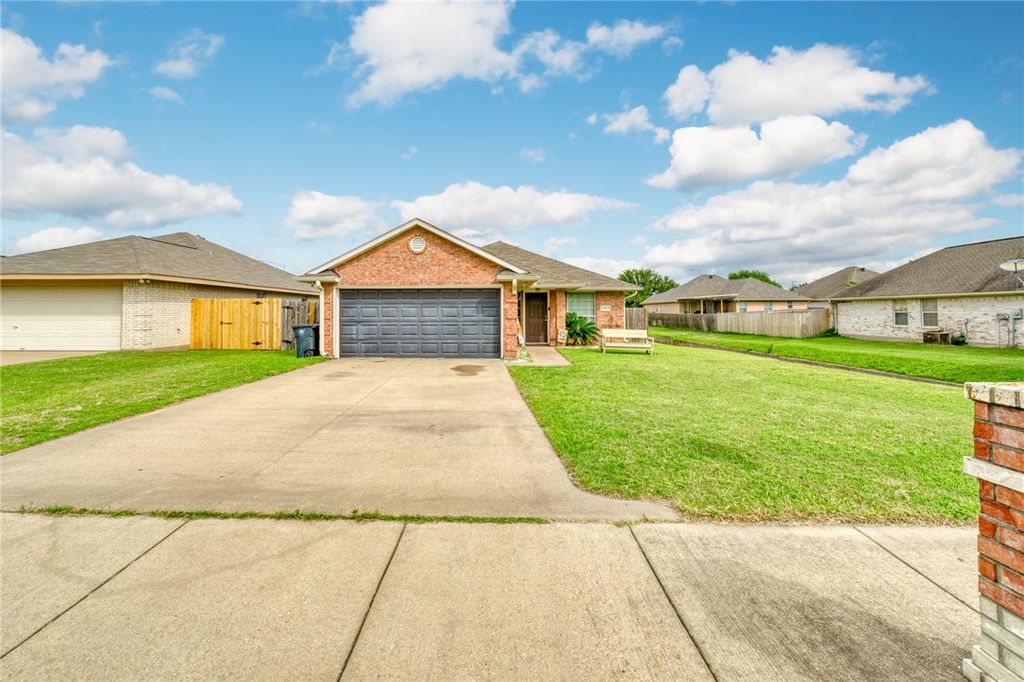1003 Orchid Street, College Station, TX 77845