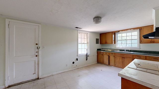 1214 14th Street, Phenix City, AL 36867