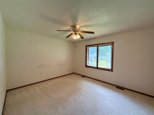 219 Walnut Drive, Martensdale, IA 50160