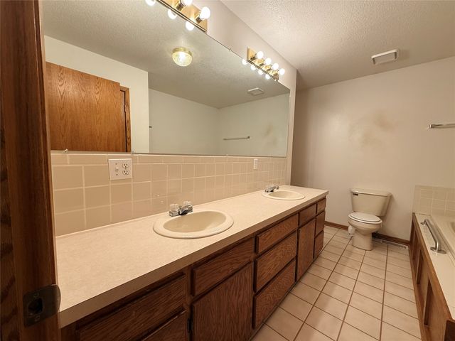 219 Walnut Drive, Martensdale, IA 50160
