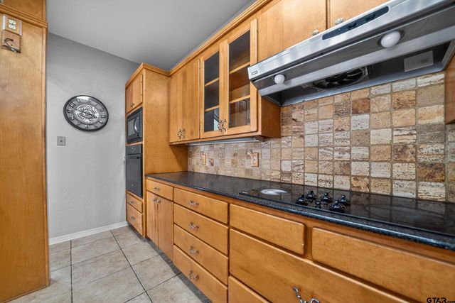 16532 Indian Ridge, Bullard, TX 75757