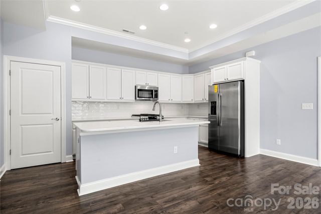 661 Poplar View Drive NW, Concord, NC 28027