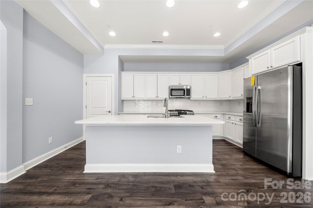 661 Poplar View Drive NW, Concord, NC 28027