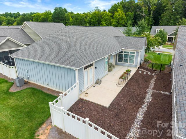661 Poplar View Drive NW, Concord, NC 28027
