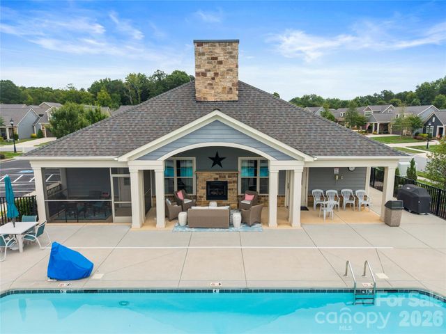 661 Poplar View Drive NW, Concord, NC 28027