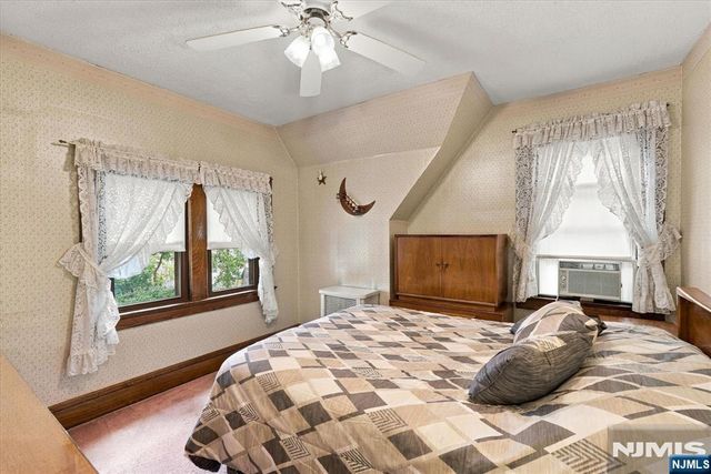 93 Stoughton Street, Bergenfield, NJ 07621