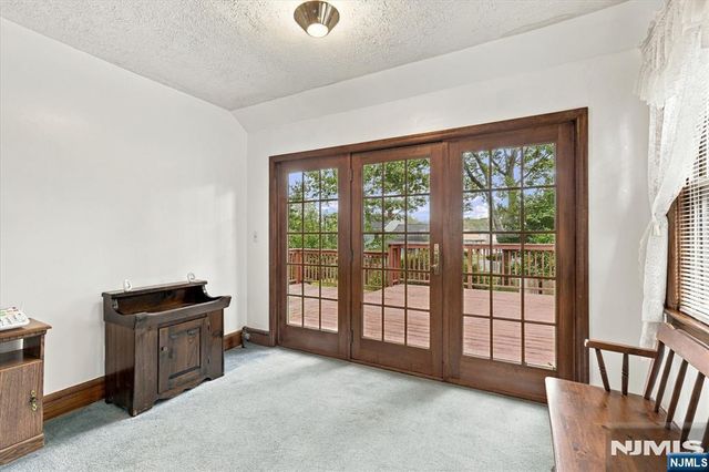 93 Stoughton Street, Bergenfield, NJ 07621