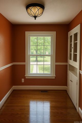 409 W H Avenue, North Little Rock, AR 72116