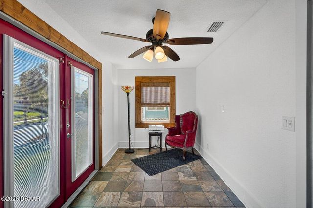 112 S Oleander Avenue, Daytona Beach, FL 32118