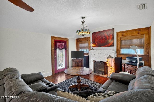 112 S Oleander Avenue, Daytona Beach, FL 32118